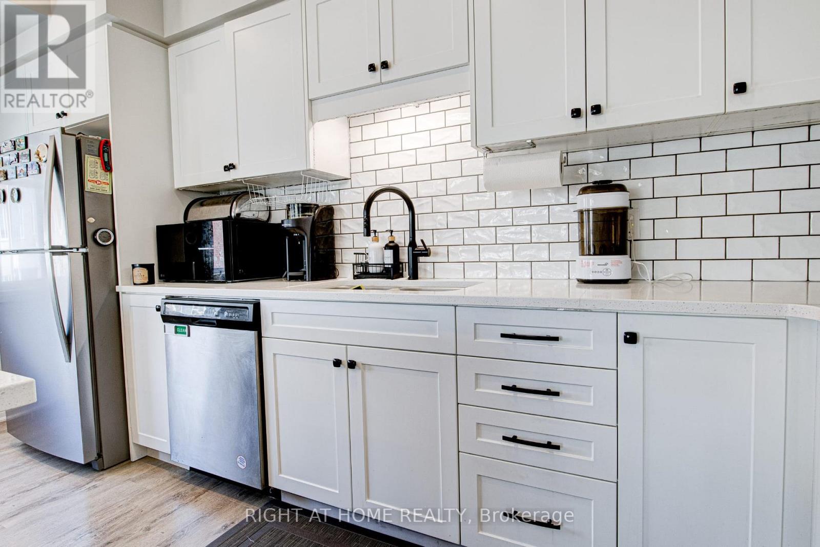 34 Vitality Drive, Kitchener, Ontario  N2R 0R7 - Photo 11 - X12958372