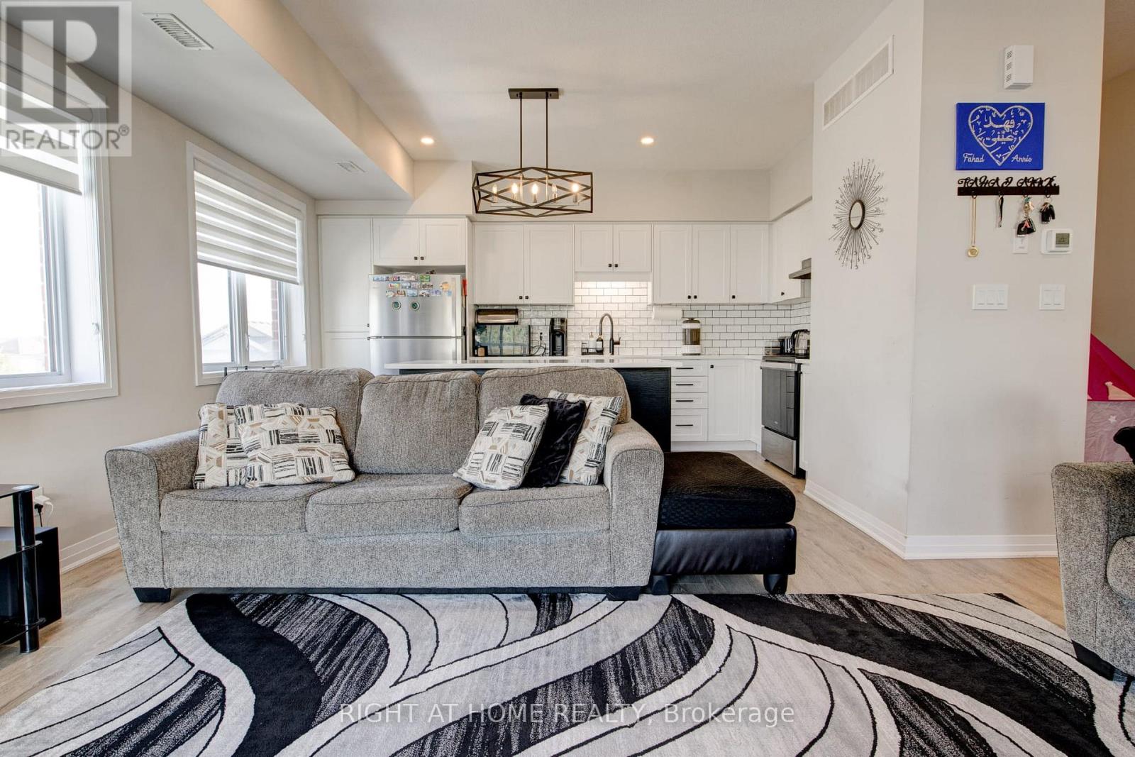 34 Vitality Drive, Kitchener, Ontario  N2R 0R7 - Photo 16 - X12958372