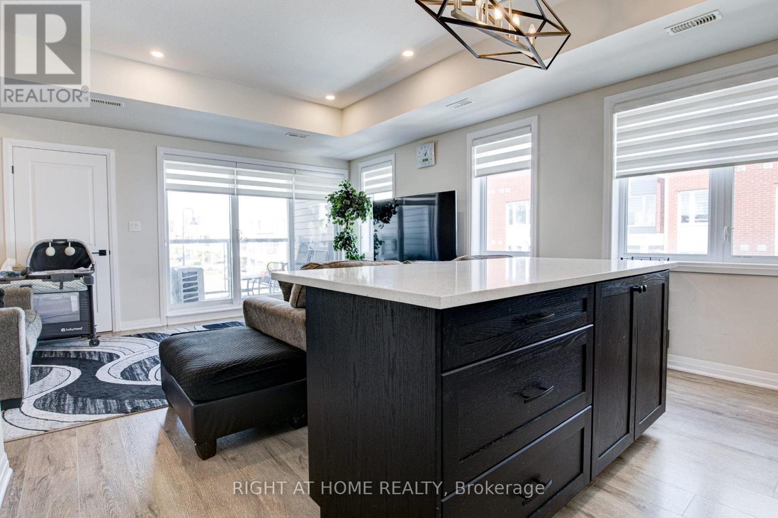 34 Vitality Drive, Kitchener, Ontario  N2R 0R7 - Photo 25 - X12958372