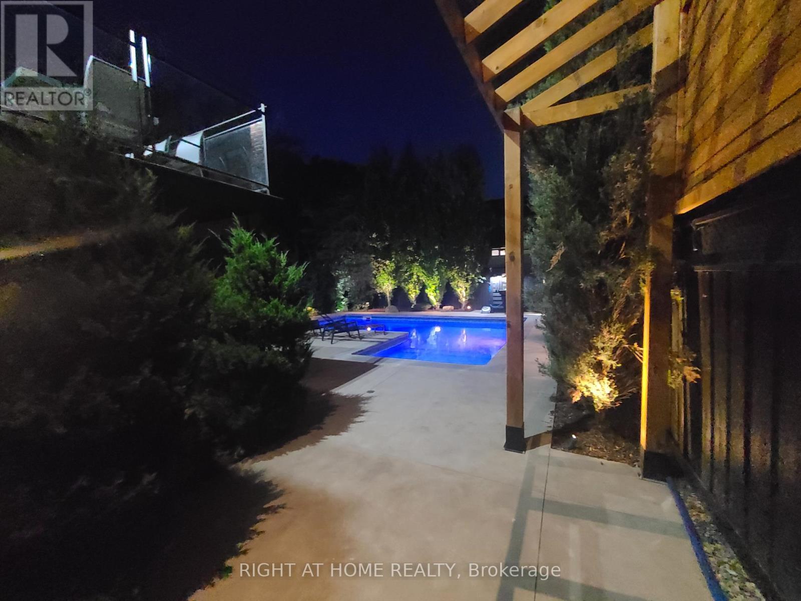 377 Brooke Avenue, Toronto, Ontario  M5M 2L5 - Photo 45 - C12644804