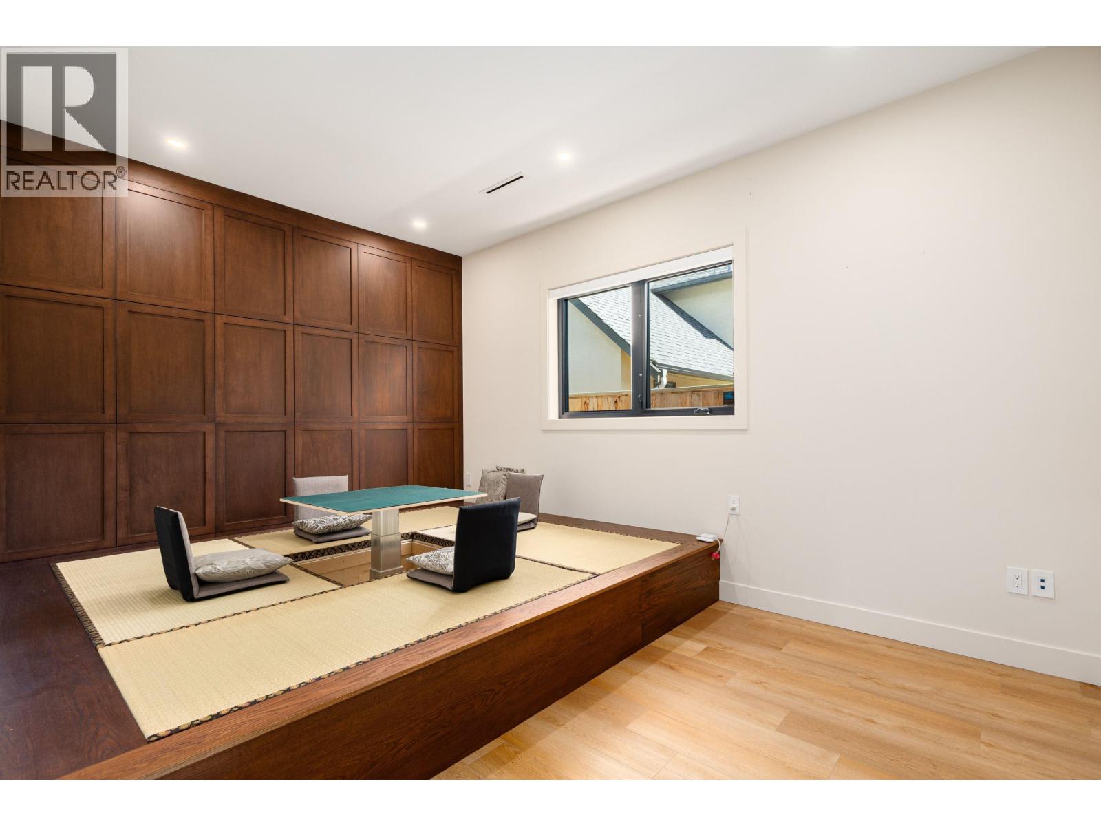 Listing Picture 14 of 31 : 9551 RYAN CRESCENT, Richmond / 烈治文 - 魯藝地產 Yvonne Lu Group - MLS Medallion Club Member