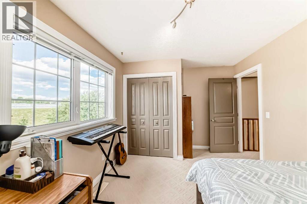 146 Scenic View Close, Calgary, Alberta  T3L 1Z4 - Photo 30 - A2299027