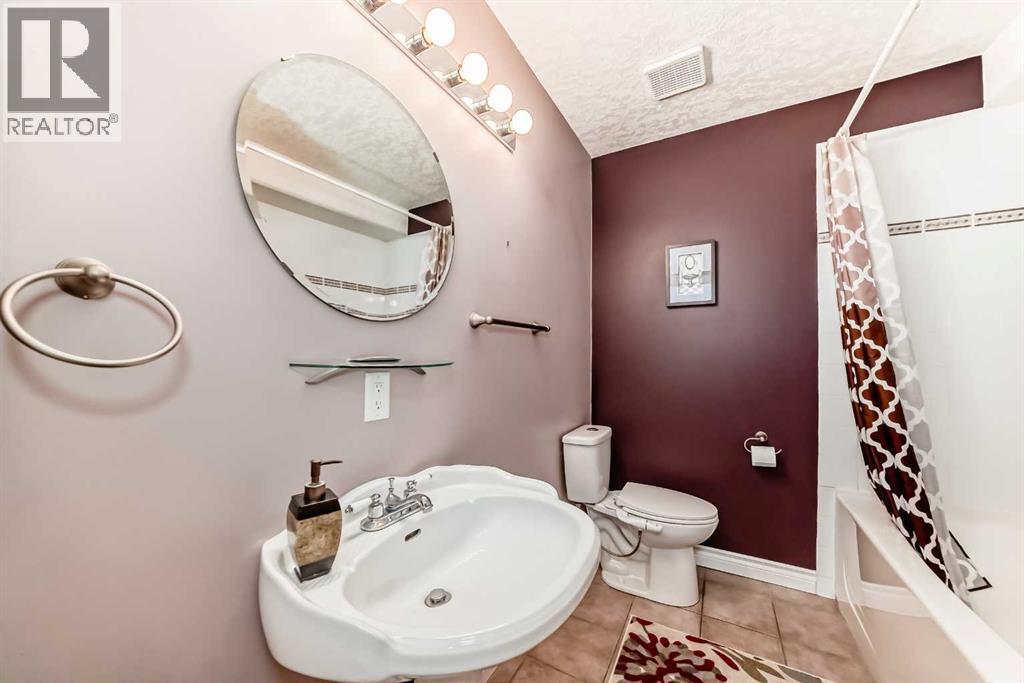 146 Scenic View Close, Calgary, Alberta  T3L 1Z4 - Photo 41 - A2299027