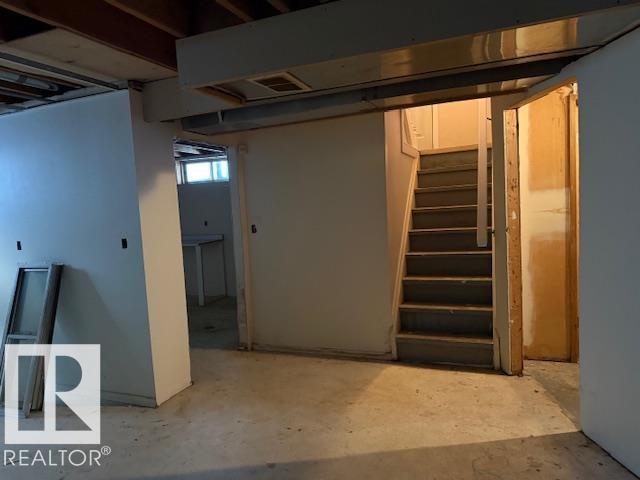 7712 Argyll Rd Nw, Edmonton, Alberta  T6C 4A8 - Photo 32 - E4469324