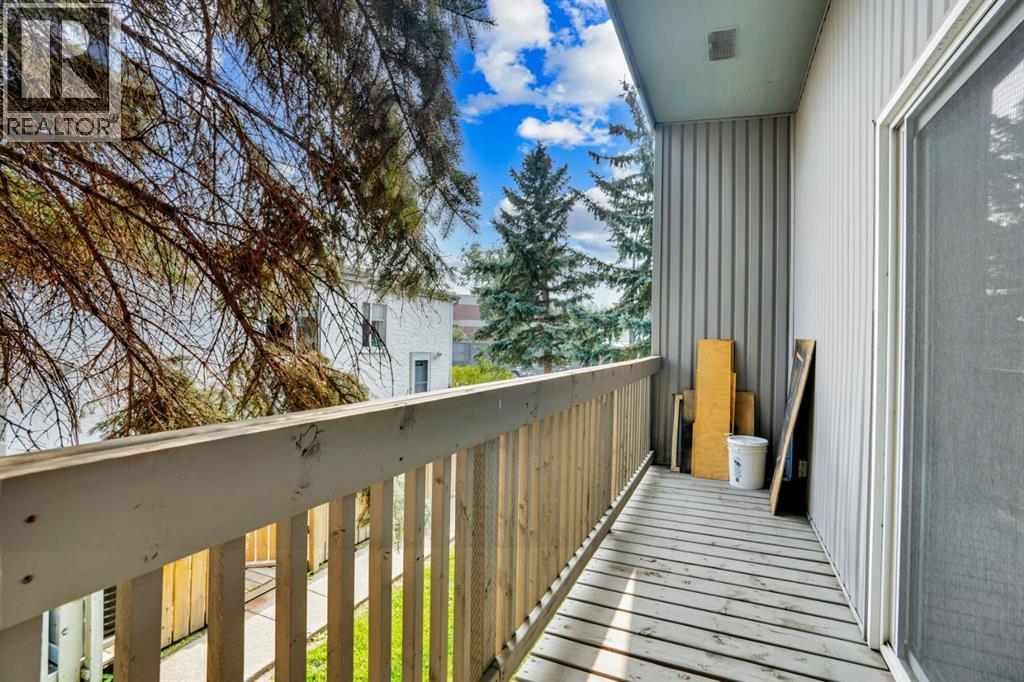 2, 459 Huntsville Crescent NW, Calgary, Alberta  T2K 4W3 - Photo 2 - A2299124