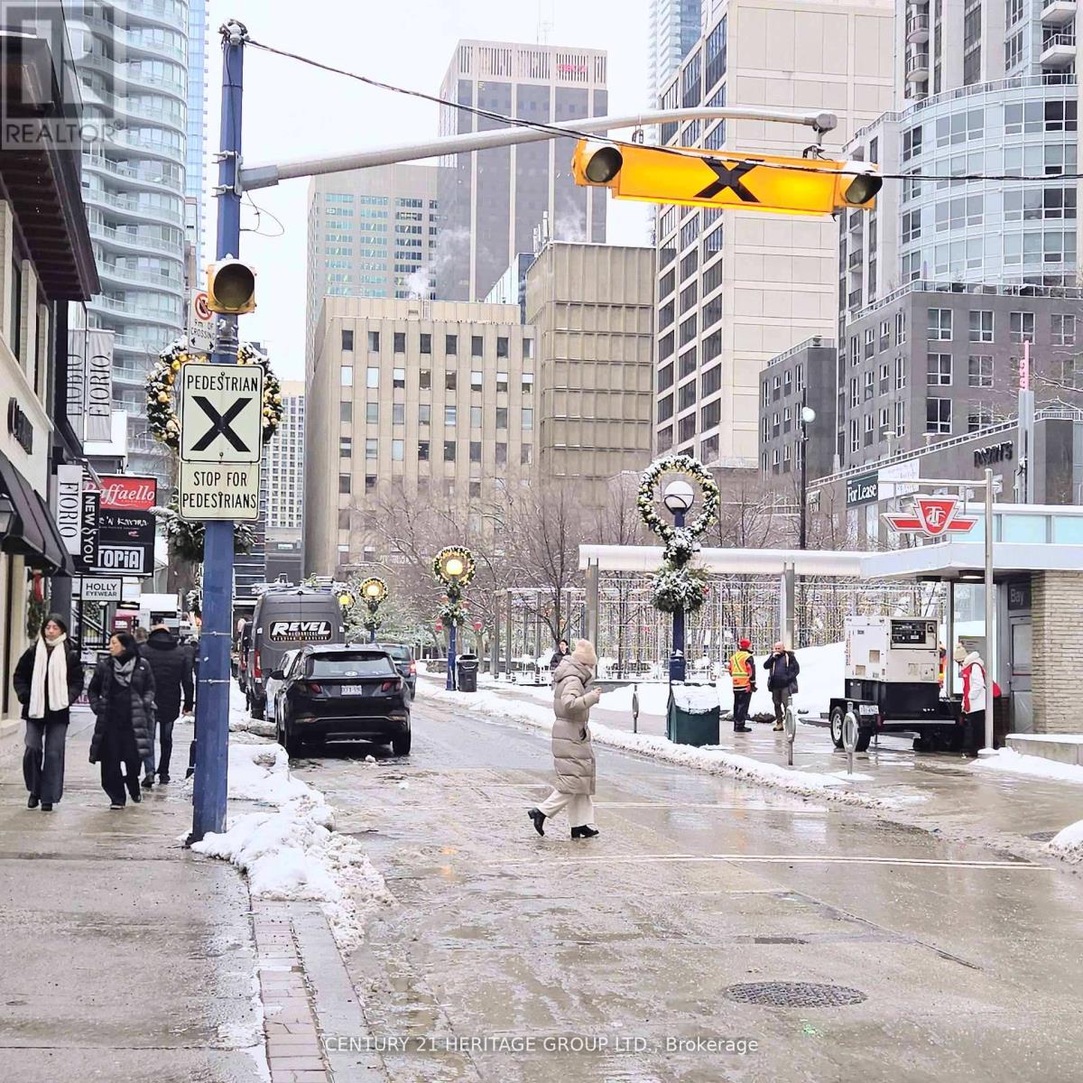 2313 - 188 Cumberland Street, Toronto, Ontario  M5R 0B6 - Photo 17 - C12958404