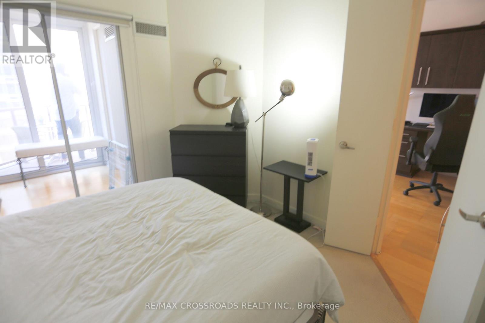 1212 - 85 Bloor Street E, Toronto, Ontario  M4W 3Y1 - Photo 12 - C12958416