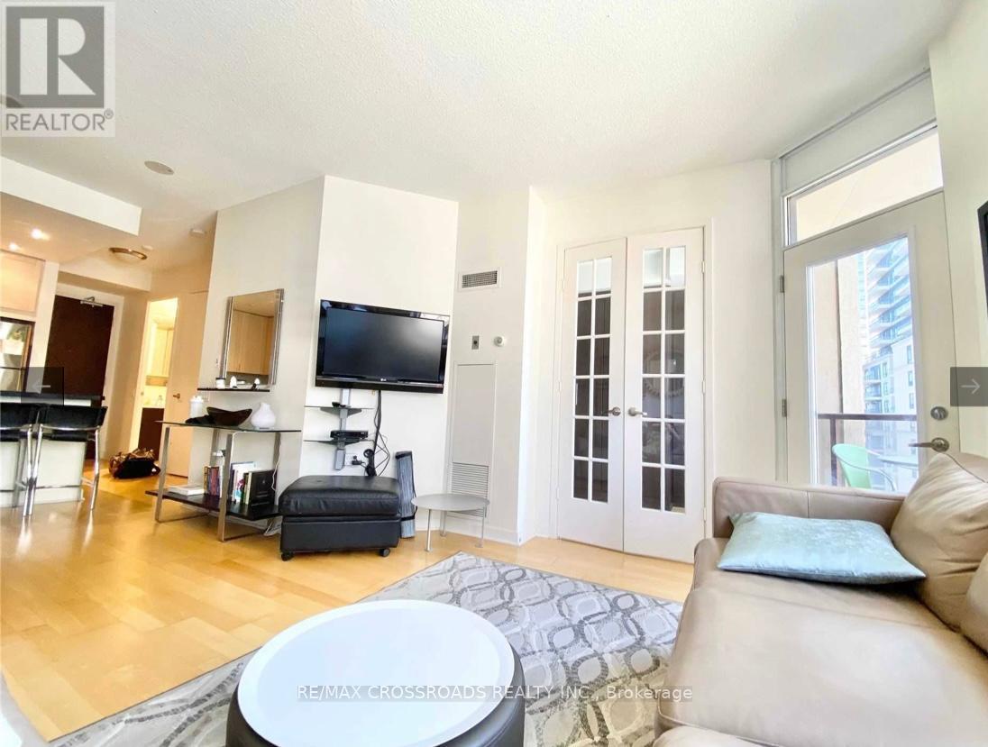 1212 - 85 Bloor Street E, Toronto, Ontario  M4W 3Y1 - Photo 5 - C12958416