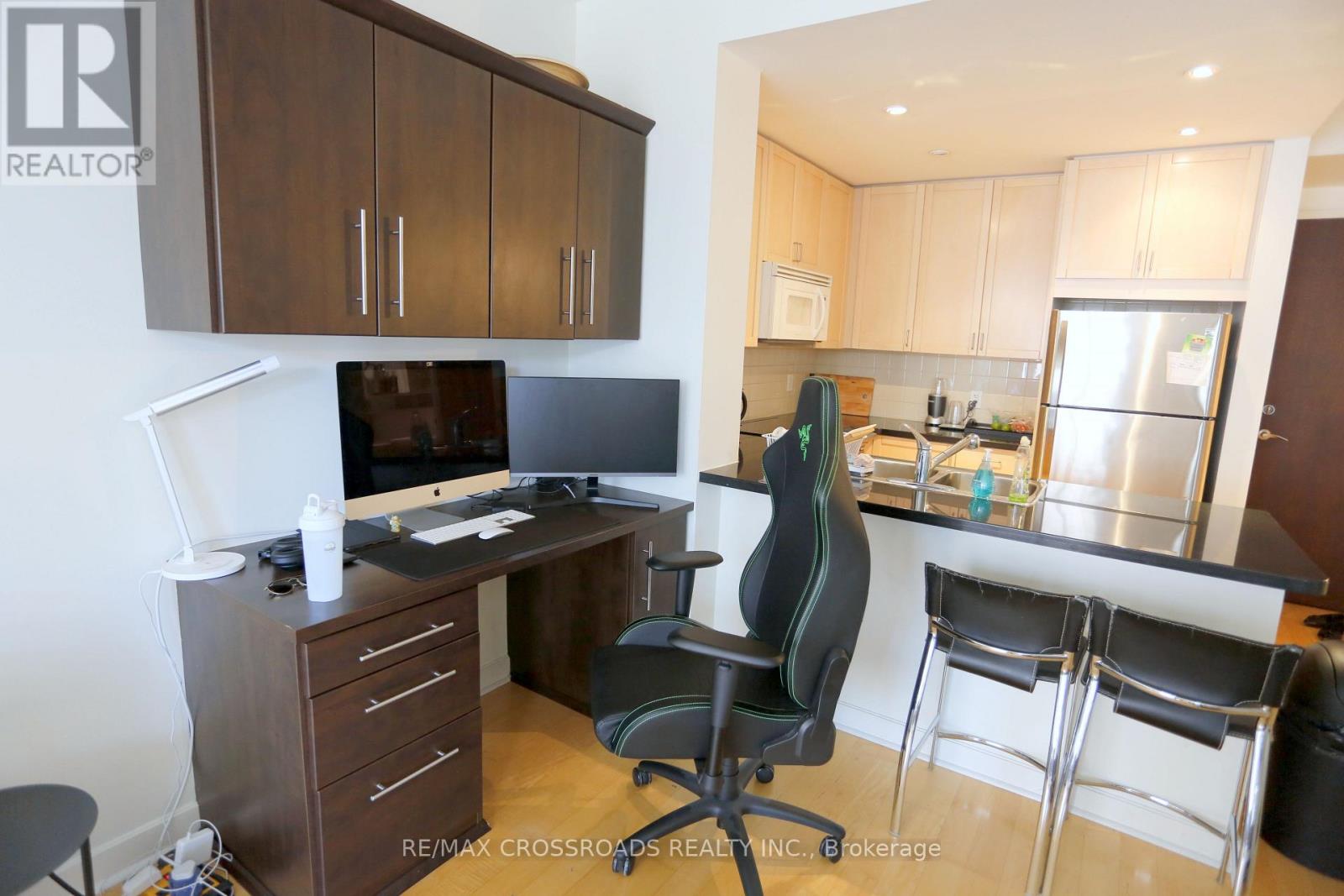 1212 - 85 Bloor Street E, Toronto, Ontario  M4W 3Y1 - Photo 8 - C12958416