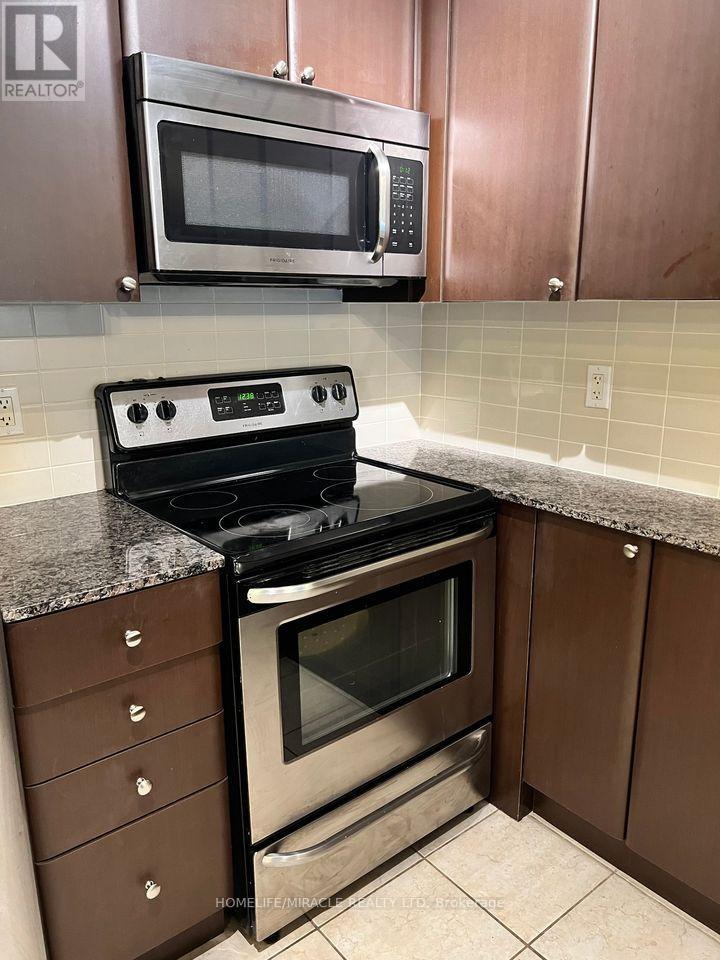 558 - 525 Wilson Avenue, Toronto, Ontario  M3H 0A7 - Photo 11 - C12958418