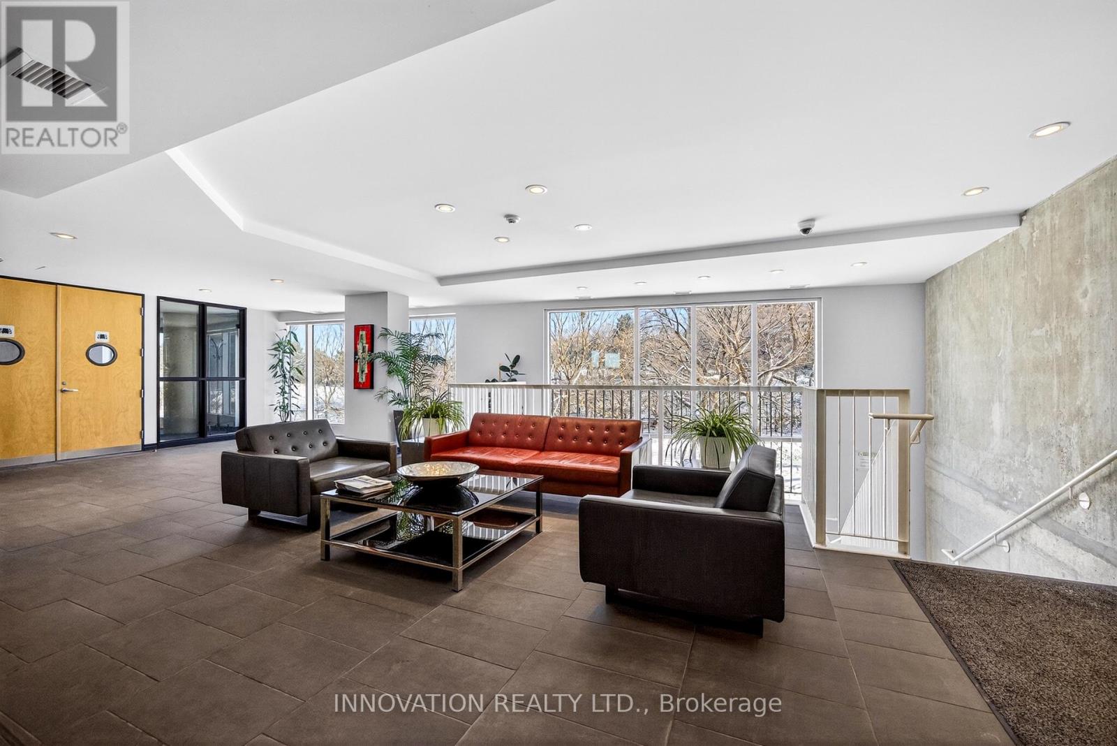 301 - 250 Lett Street, Ottawa, Ontario  K1R 0A8 - Photo 17 - X12760902