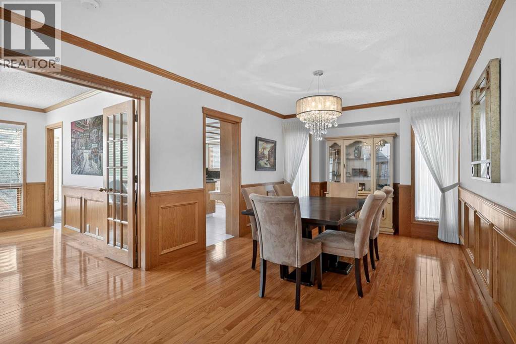 115 Strathaven Circle SW, Calgary, Alberta  T3H 2K8 - Photo 9 - A2296918