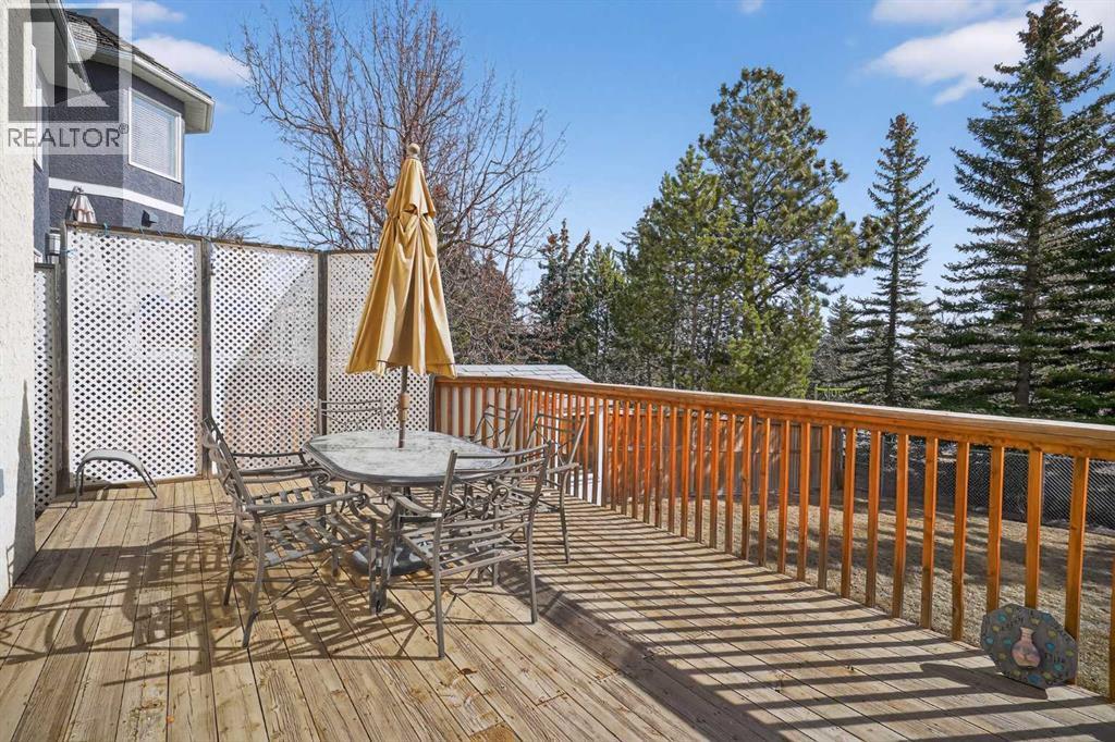 115 Strathaven Circle SW, Calgary, Alberta  T3H 2K8 - Photo 36 - A2296918