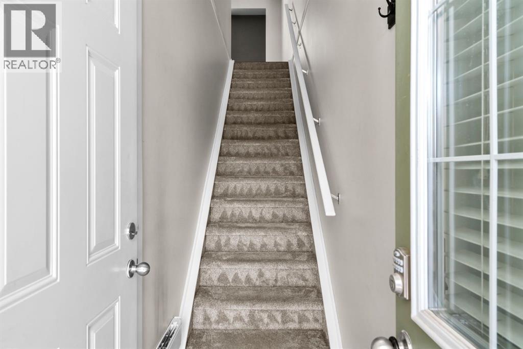 78 New Brighton Landing SE, Calgary, Alberta  T2Z 1C1 - Photo 6 - A2297833