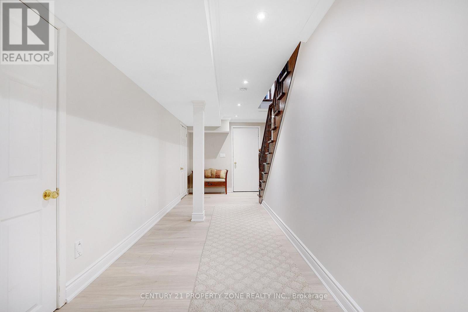 38 Castlegate Boulevard, Brampton, Ontario  L6P 2L3 - Photo 23 - W12951540