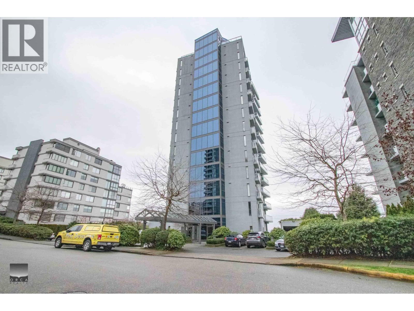 1502 2120 ARGYLEV AVENUE, West Vancouver, British Columbia