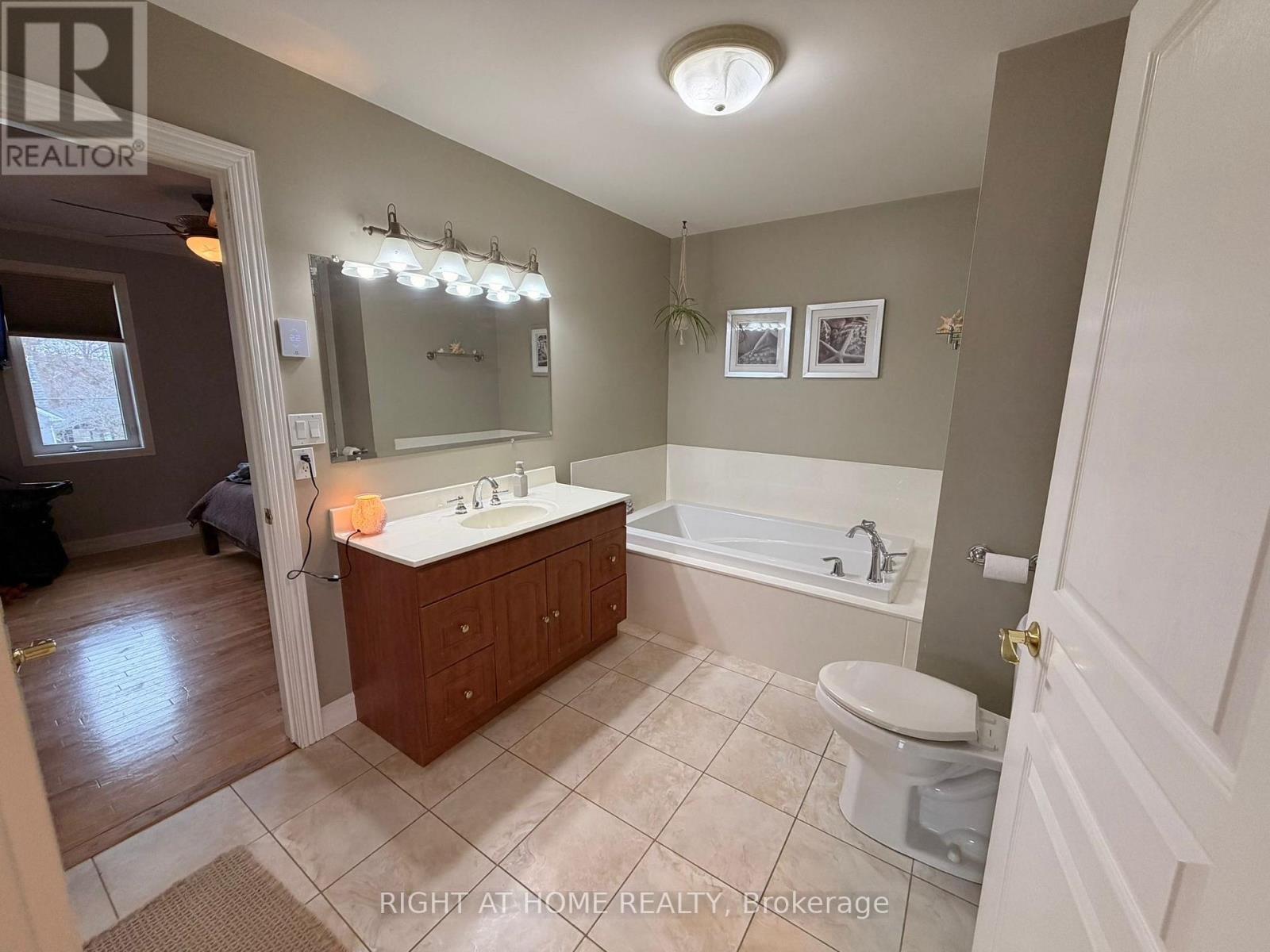 786 8th Street E, Owen Sound, Ontario  N4K 1L9 - Photo 14 - X12958210