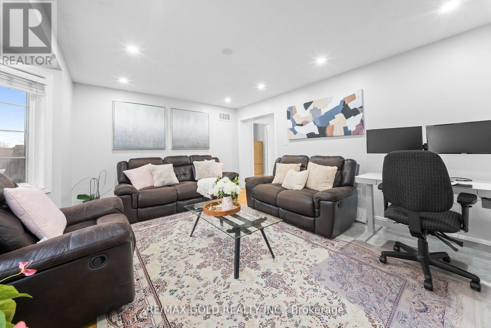 36 Ocean Ridge Drive E, Brampton, Ontario  L6R 3K5 - Photo 19 - W12958412