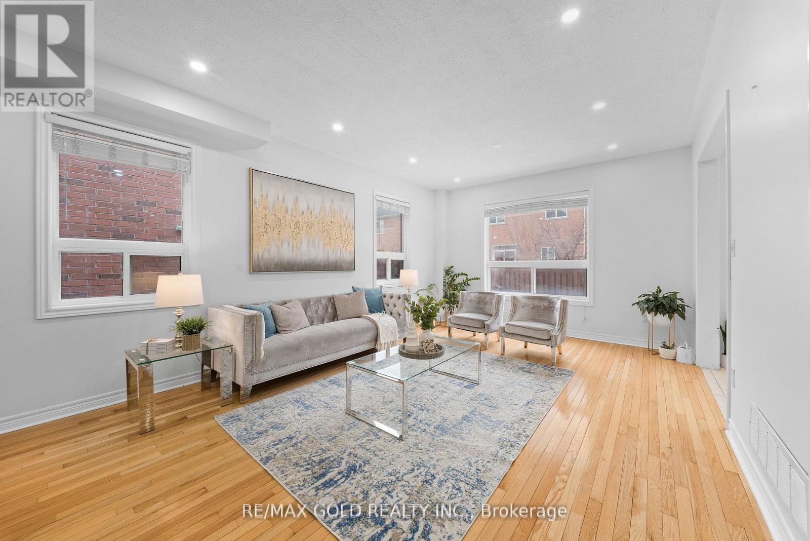 36 Ocean Ridge Drive E, Brampton, Ontario  L6R 3K5 - Photo 7 - W12958412