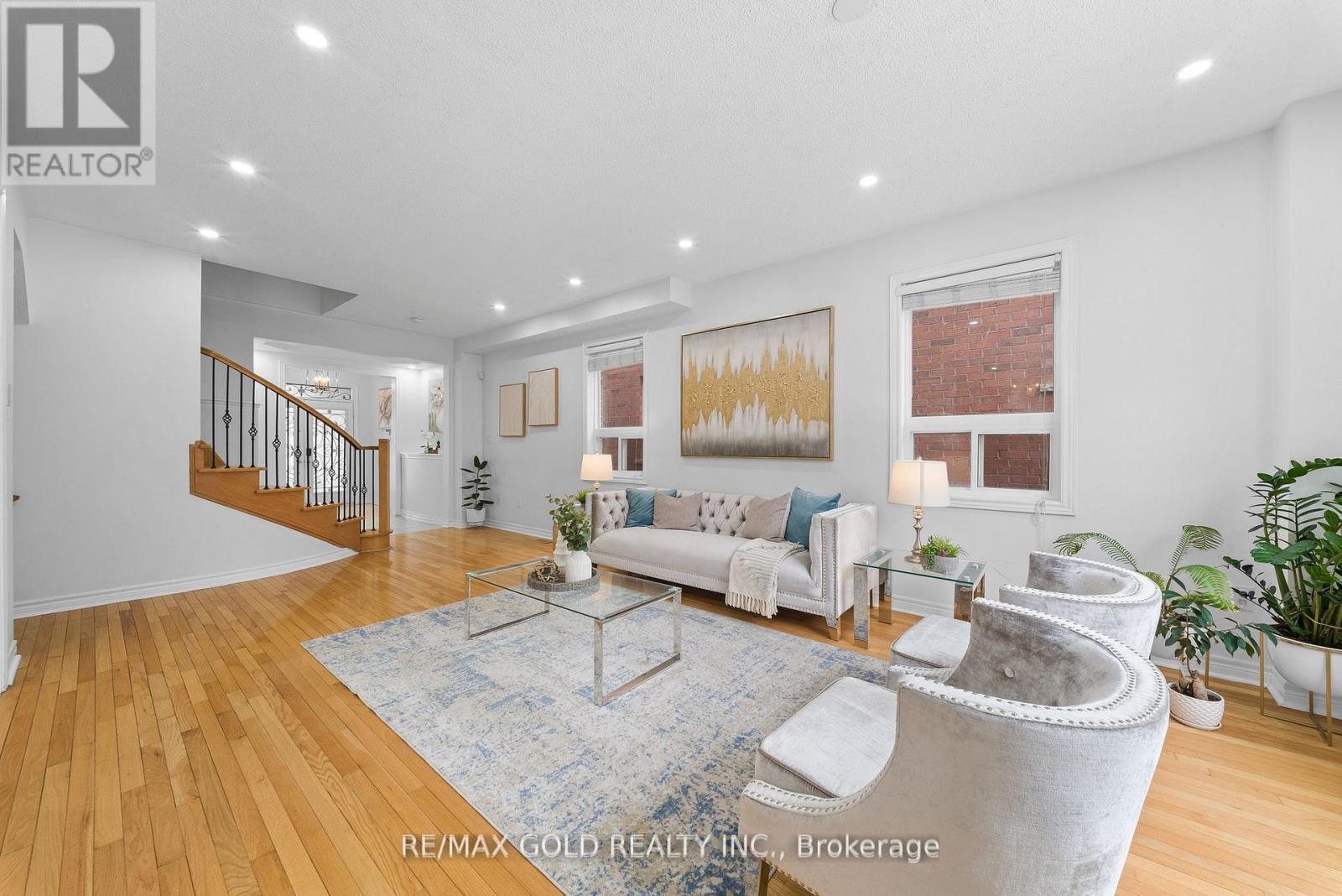 36 Ocean Ridge Drive E, Brampton, Ontario  L6R 3K5 - Photo 8 - W12958412