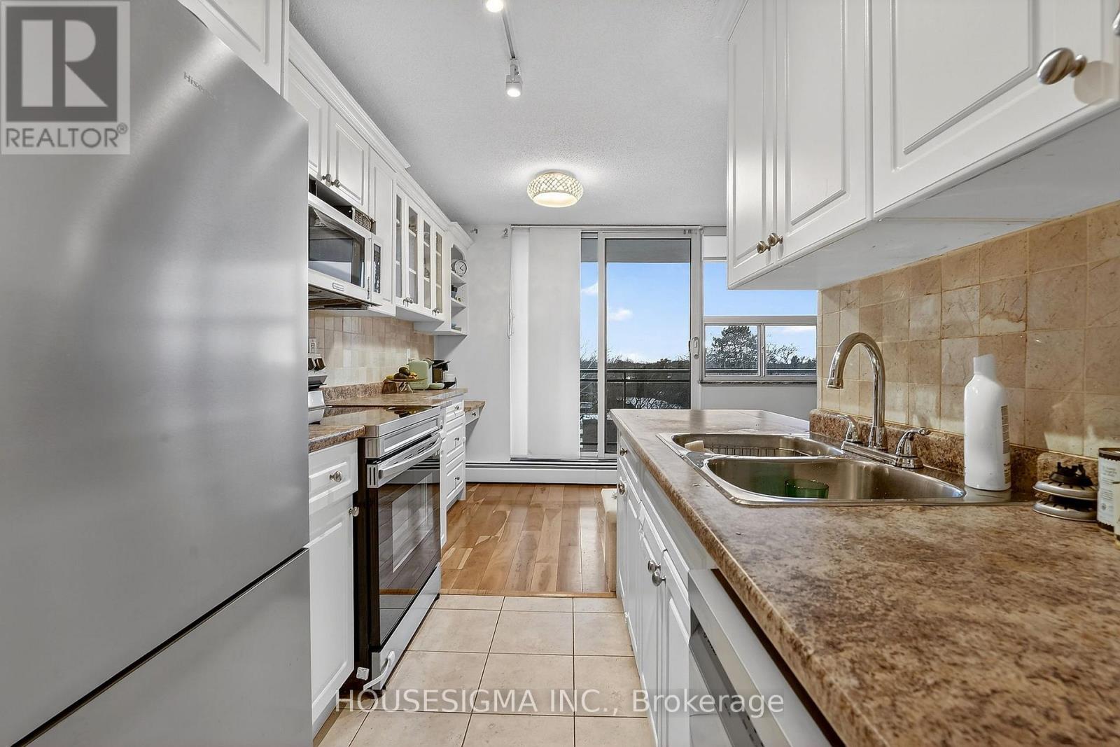 605 - 6390 Huggins Street, Niagara Falls, Ontario  L2J 1H1 - Photo 18 - X12958414