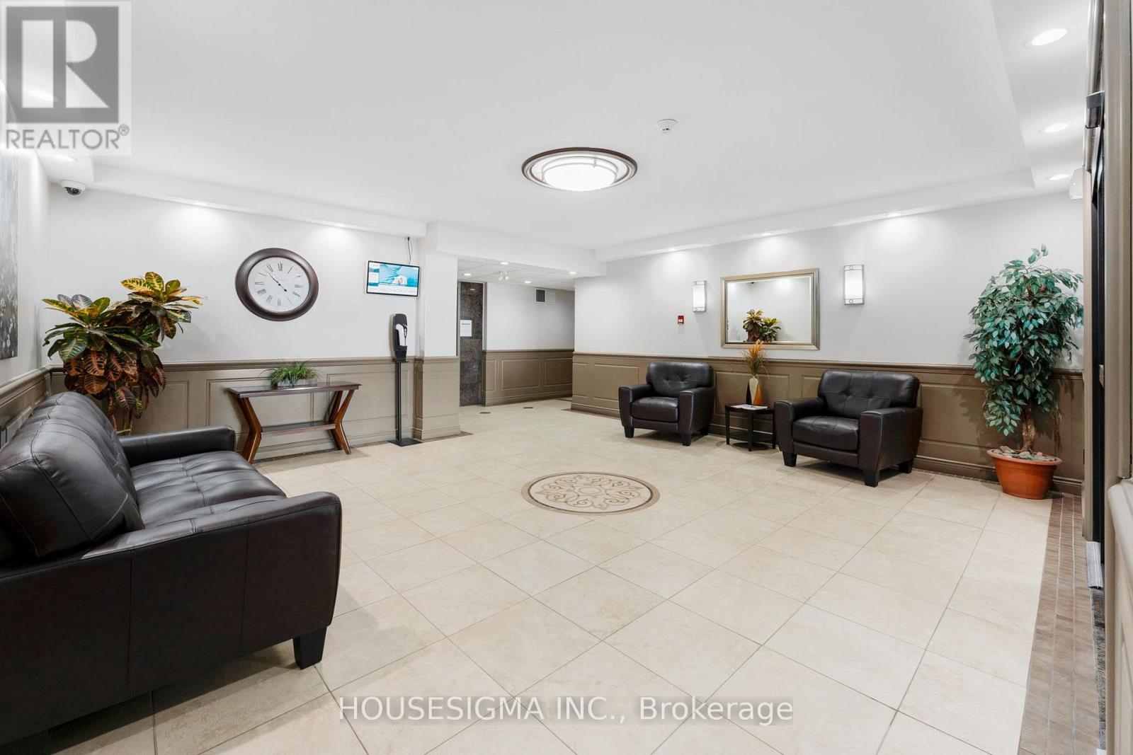 605 - 6390 Huggins Street, Niagara Falls, Ontario  L2J 1H1 - Photo 44 - X12958414