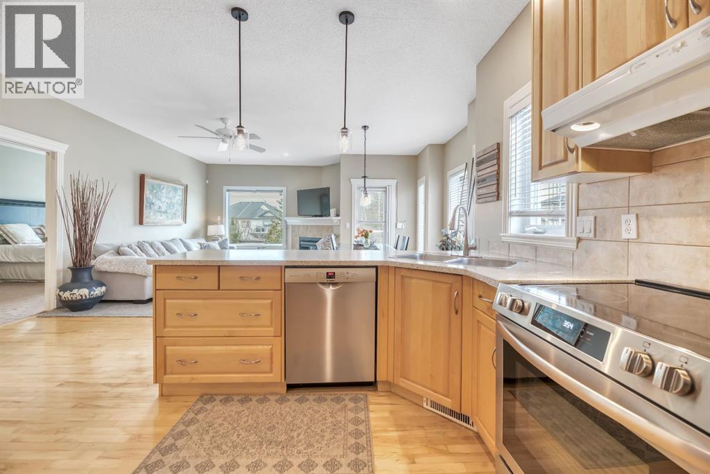 446 Crystalridge Terrace, Okotoks, Alberta  T1S 1W6 - Photo 13 - A2298645