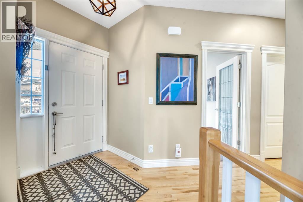 446 Crystalridge Terrace, Okotoks, Alberta  T1S 1W6 - Photo 7 - A2298645