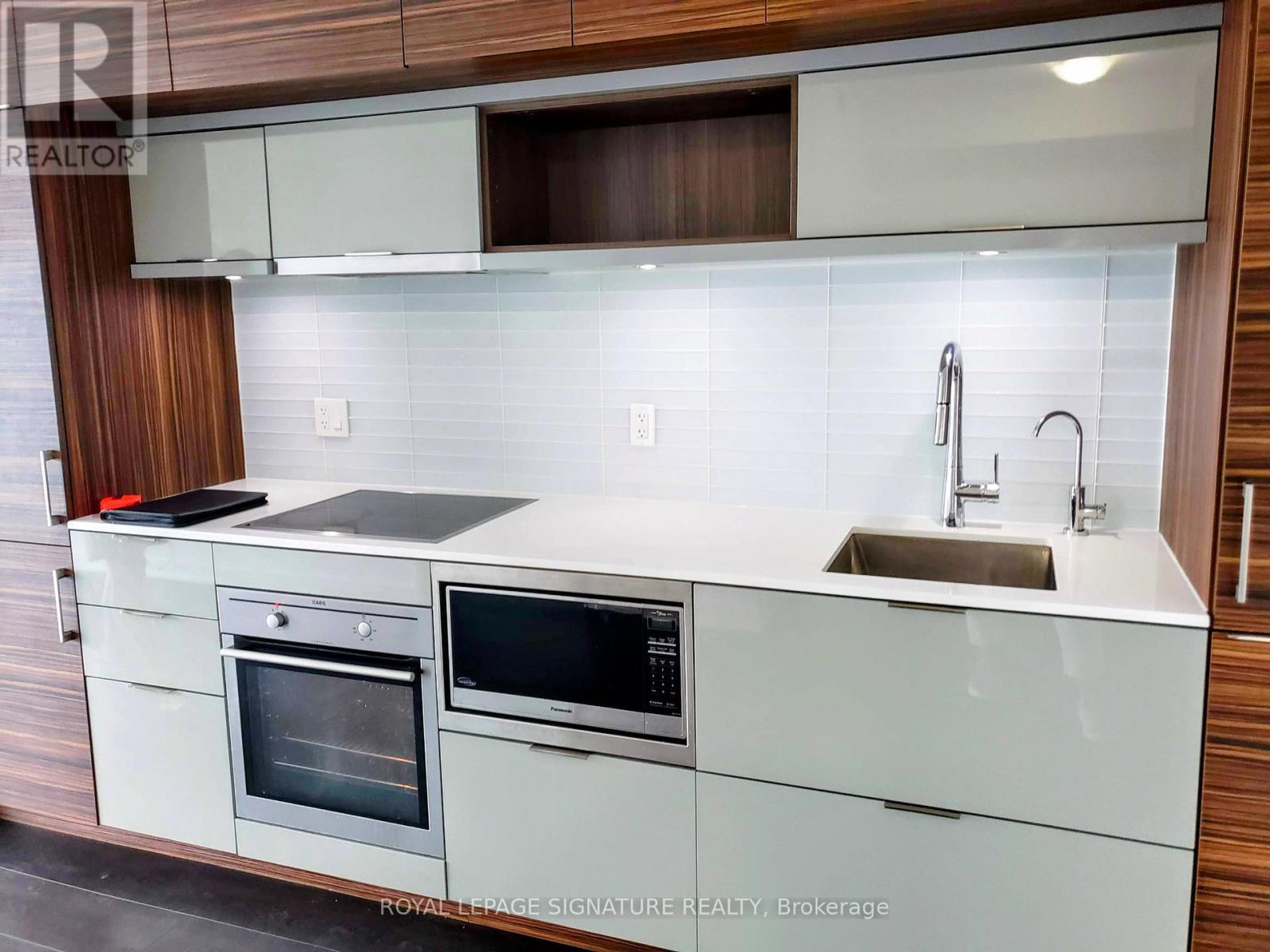 4203 - 88 Scott Street, Toronto, Ontario  M5E 0A9 - Photo 18 - C12958278