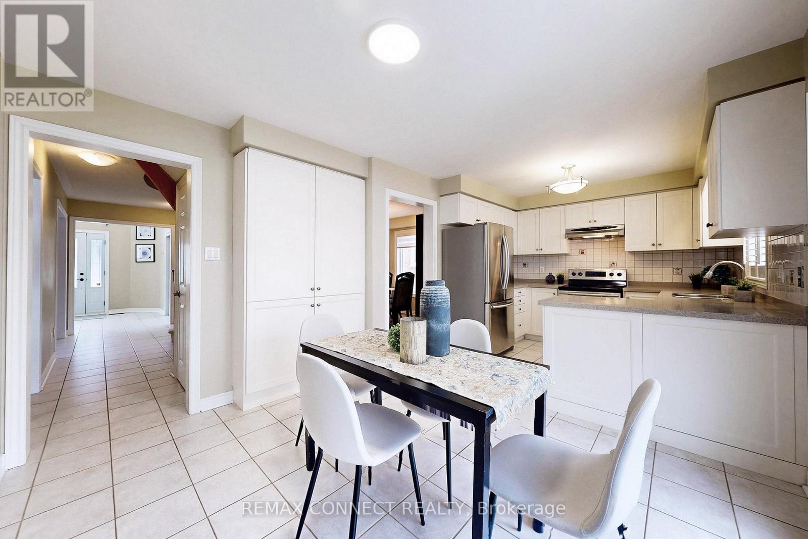 111 Dali Crescent, Toronto, Ontario  M1B 5Y3 - Photo 10 - E12846374