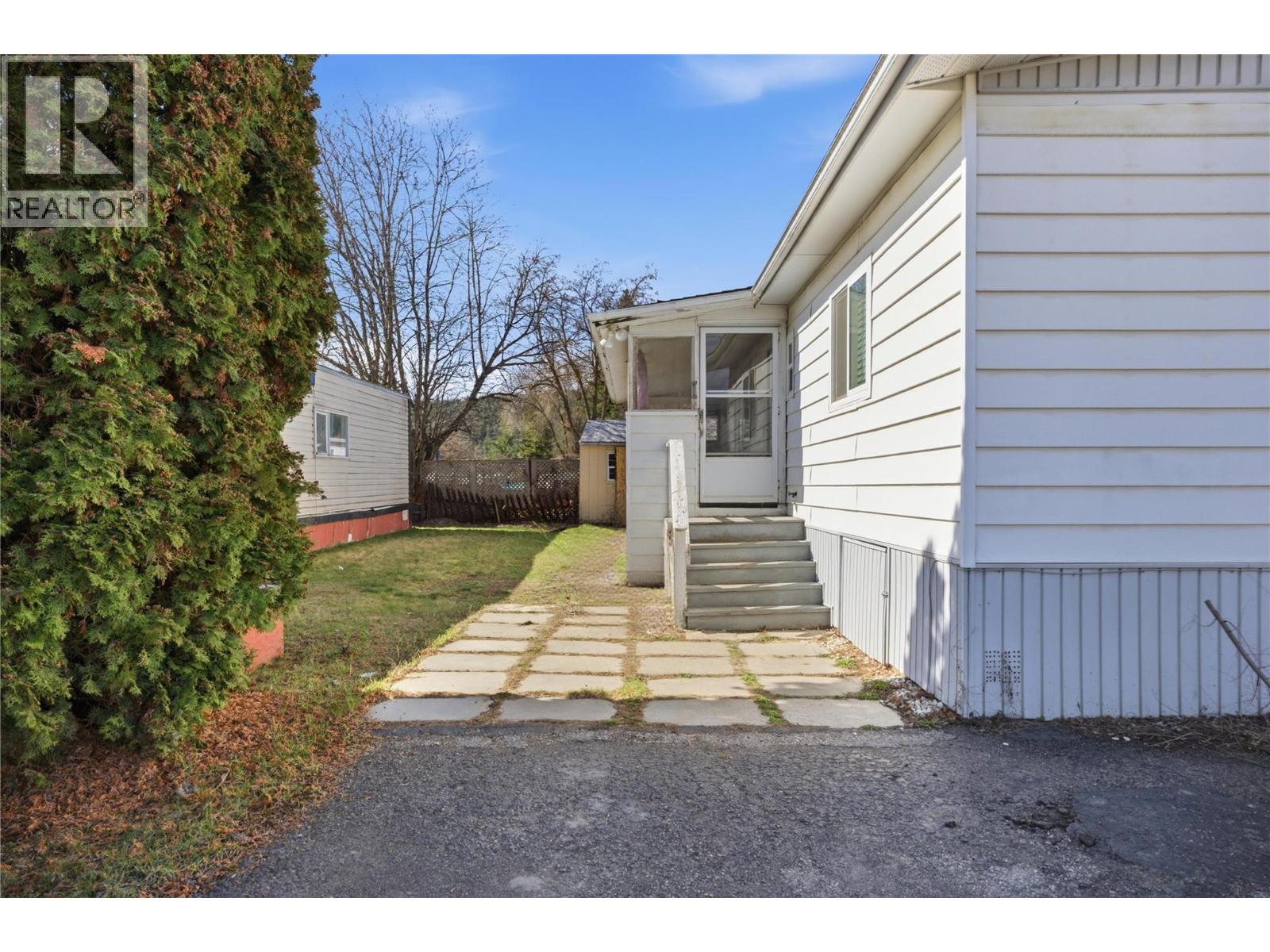 159 ZIRNHELT Road Unit# 26 Kamloops Photo 4