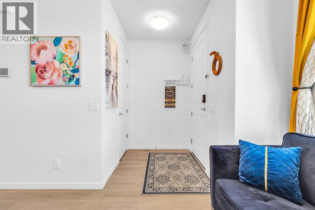 52 Edith Gate NW, Calgary, Alberta  T3A 1Z2 - Photo 8 - A2295677