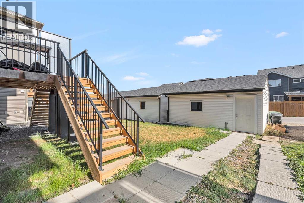 52 Edith Gate NW, Calgary, Alberta  T3A 1Z2 - Photo 45 - A2295677