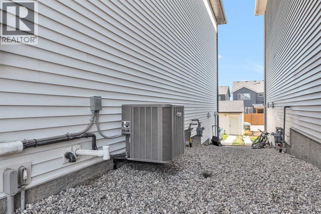 52 Edith Gate NW, Calgary, Alberta  T3A 1Z2 - Photo 44 - A2295677