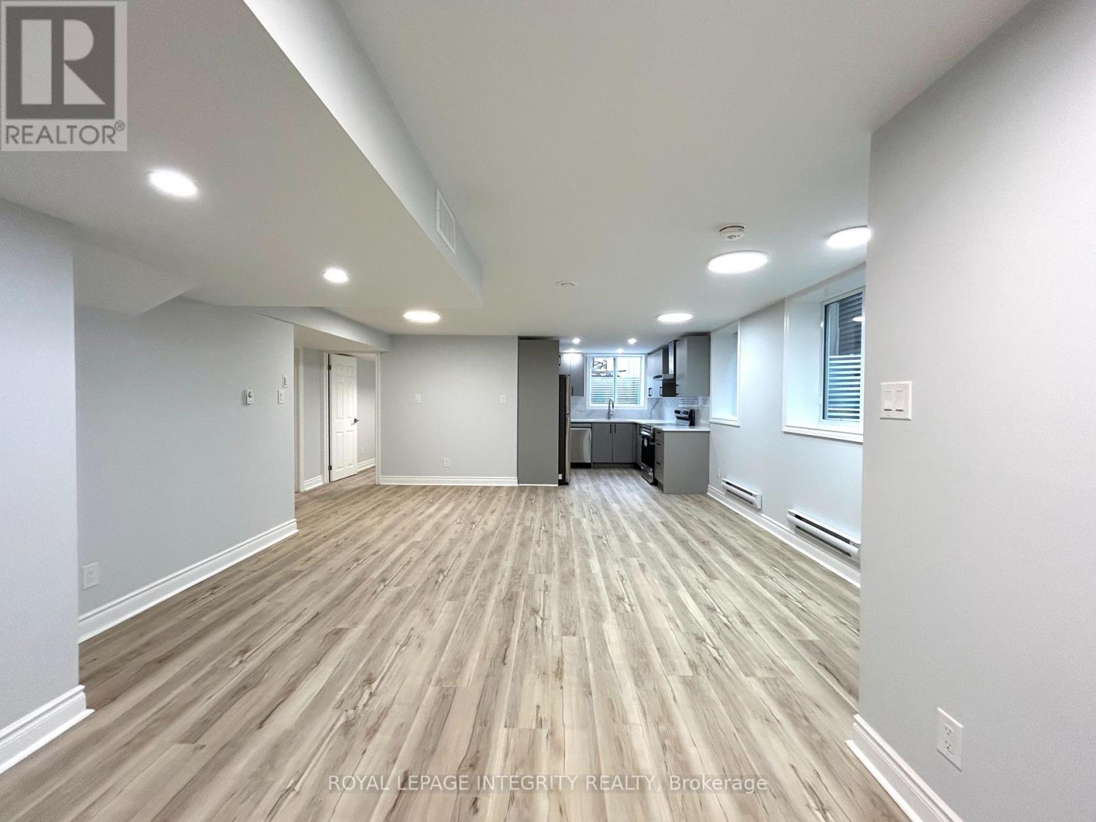 Unit B - 650 Perseus Avenue, Ottawa, Ontario  K2J 6T1 - Photo 5 - X12958424