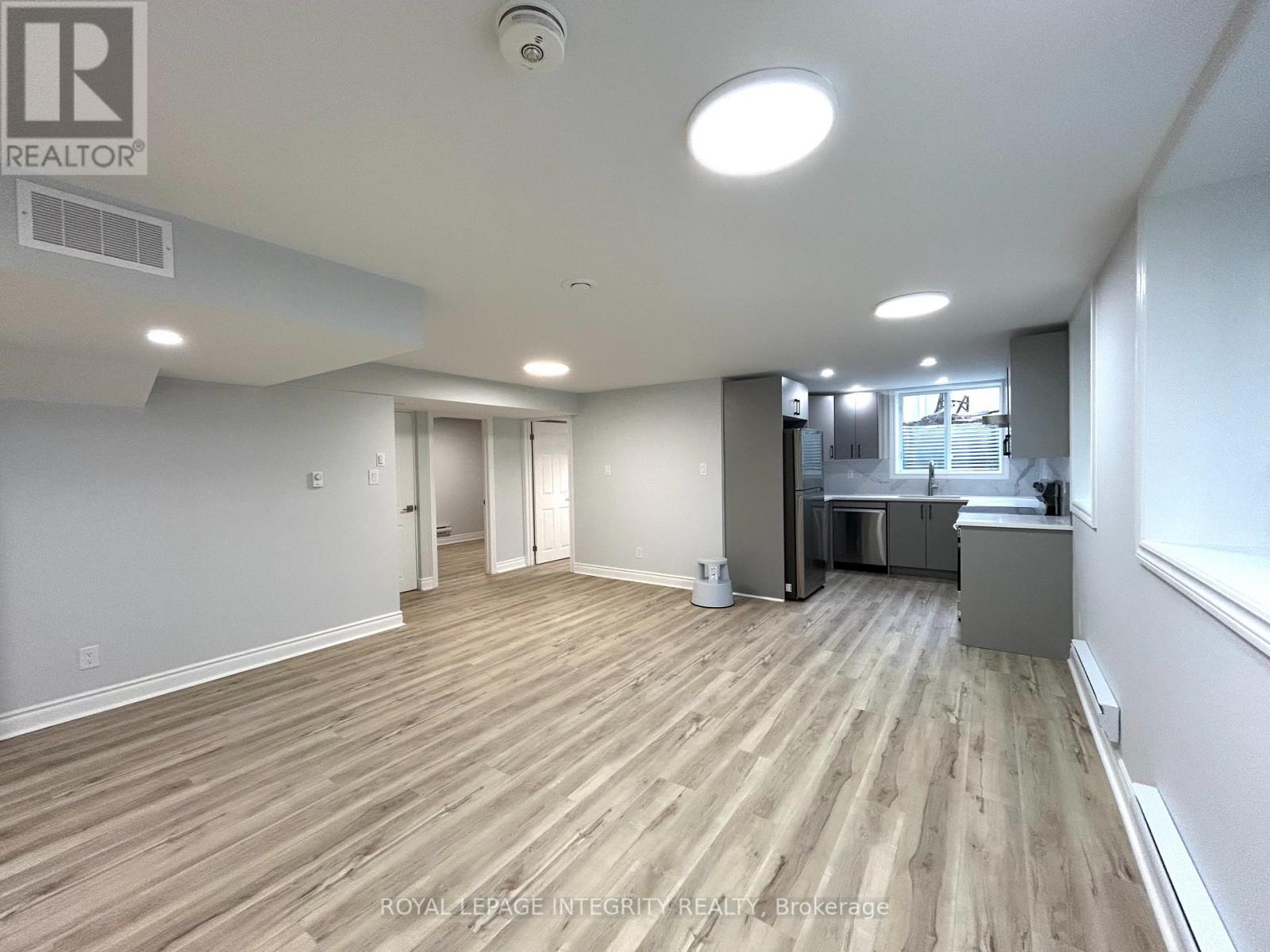 Unit B - 650 Perseus Avenue, Ottawa, Ontario  K2J 6T1 - Photo 7 - X12958424