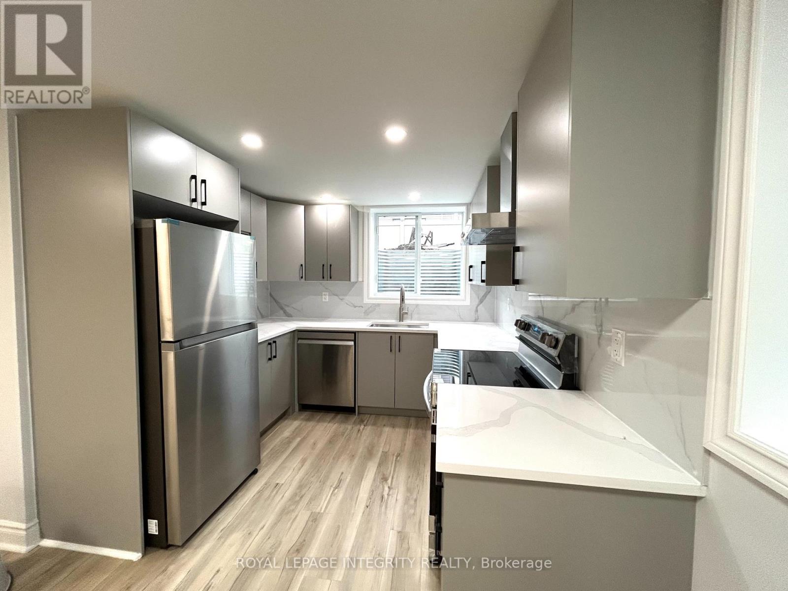 Unit B - 650 Perseus Avenue, Ottawa, Ontario  K2J 6T1 - Photo 9 - X12958424