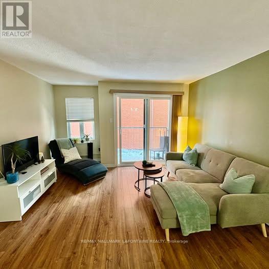 1180 Blasdell Avenue, Ottawa, Ontario  K1K 4H5 - Photo 5 - X12958460