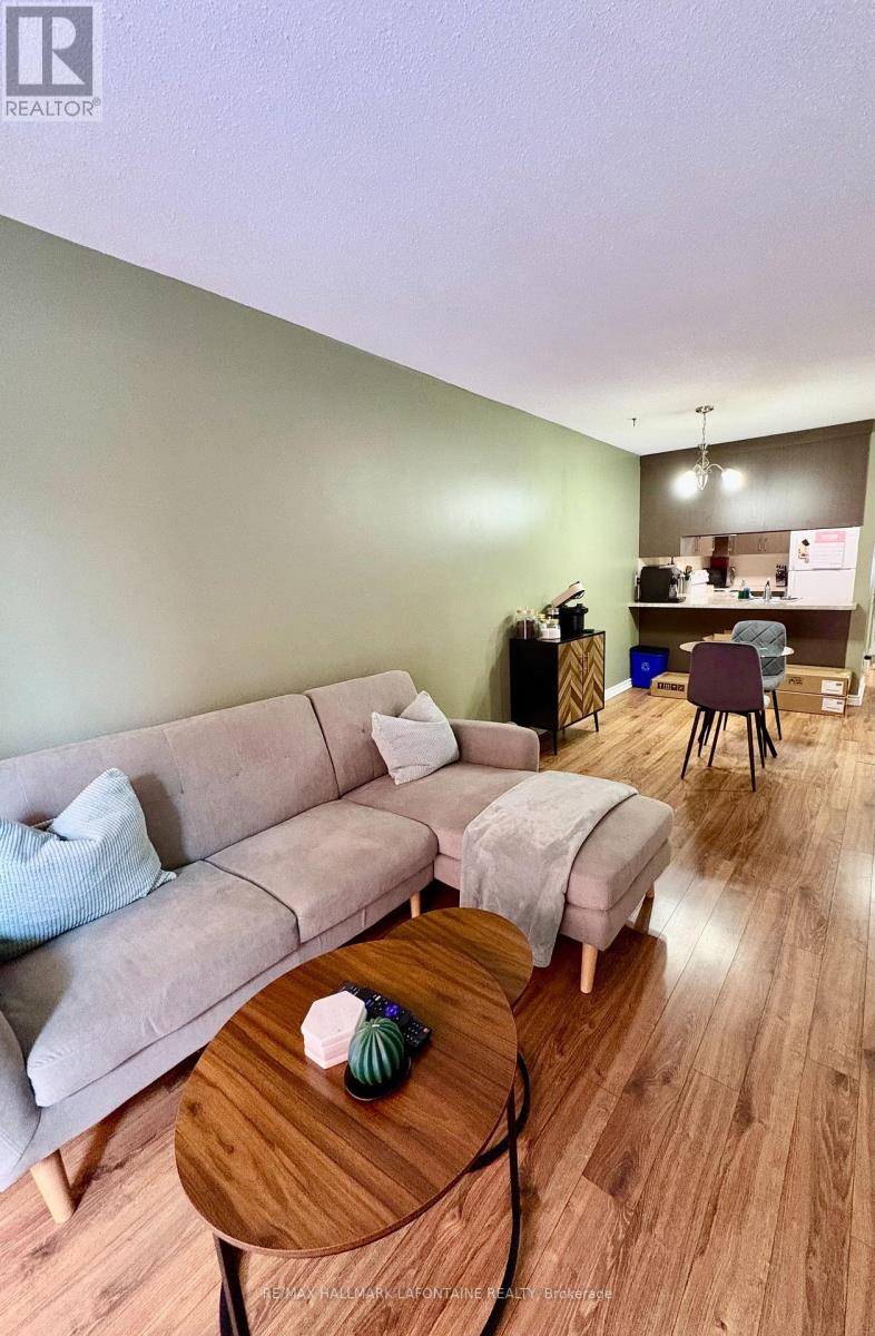 1180 Blasdell Avenue, Ottawa, Ontario  K1K 4H5 - Photo 8 - X12958460