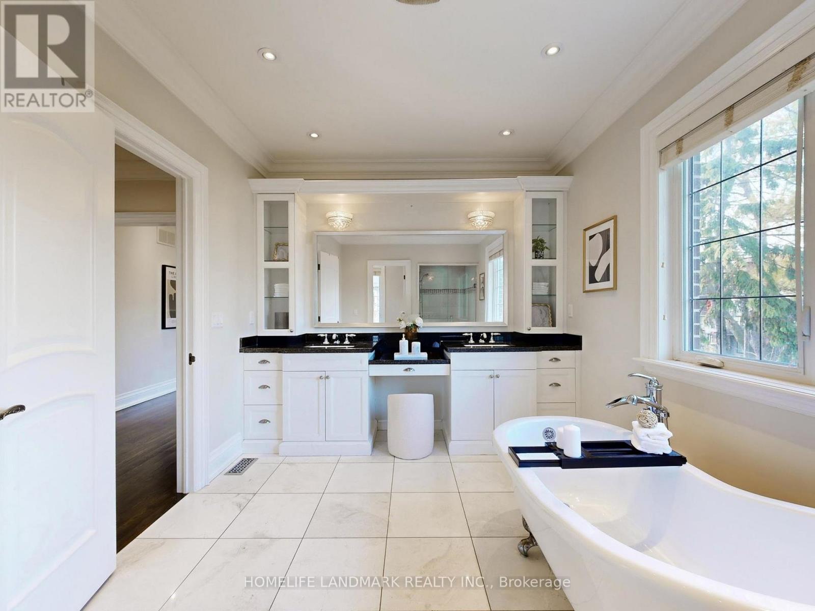 342 Hillcrest Avenue, Toronto, Ontario  M2N 3P6 - Photo 32 - C12958458