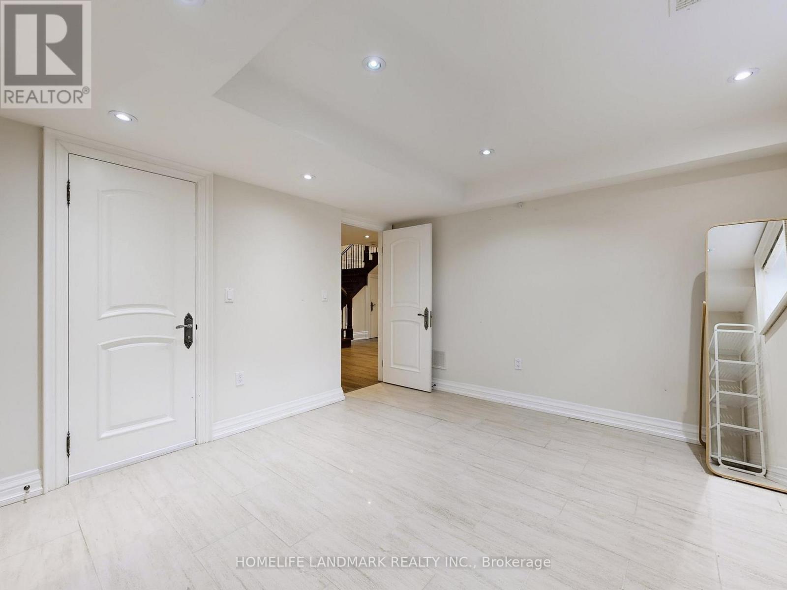 342 Hillcrest Avenue, Toronto, Ontario  M2N 3P6 - Photo 42 - C12958458