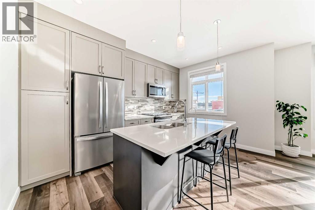 833 85 Street Sw, Calgary, Alberta  T3H 1Y1 - Photo 5 - A2293978