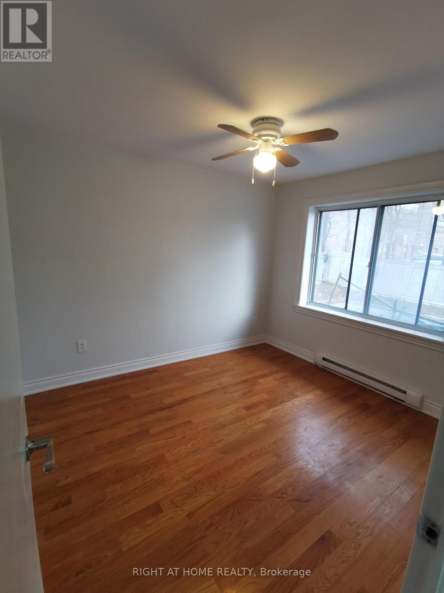 Main Floor - 1785 Victoria Pk Avenue, Toronto, Ontario  M1R 1T2 - Photo 4 - E12958466