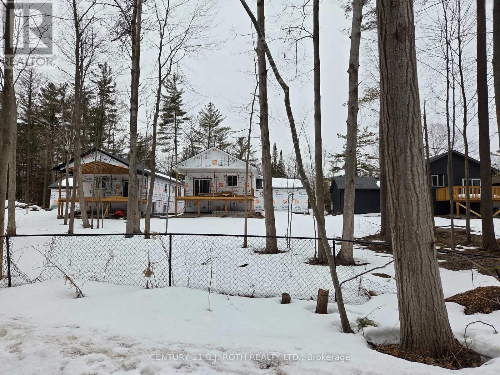 3183 Cove Avenue, Innisfil, Ontario  L9S 2K7 - Photo 4 - N12958448