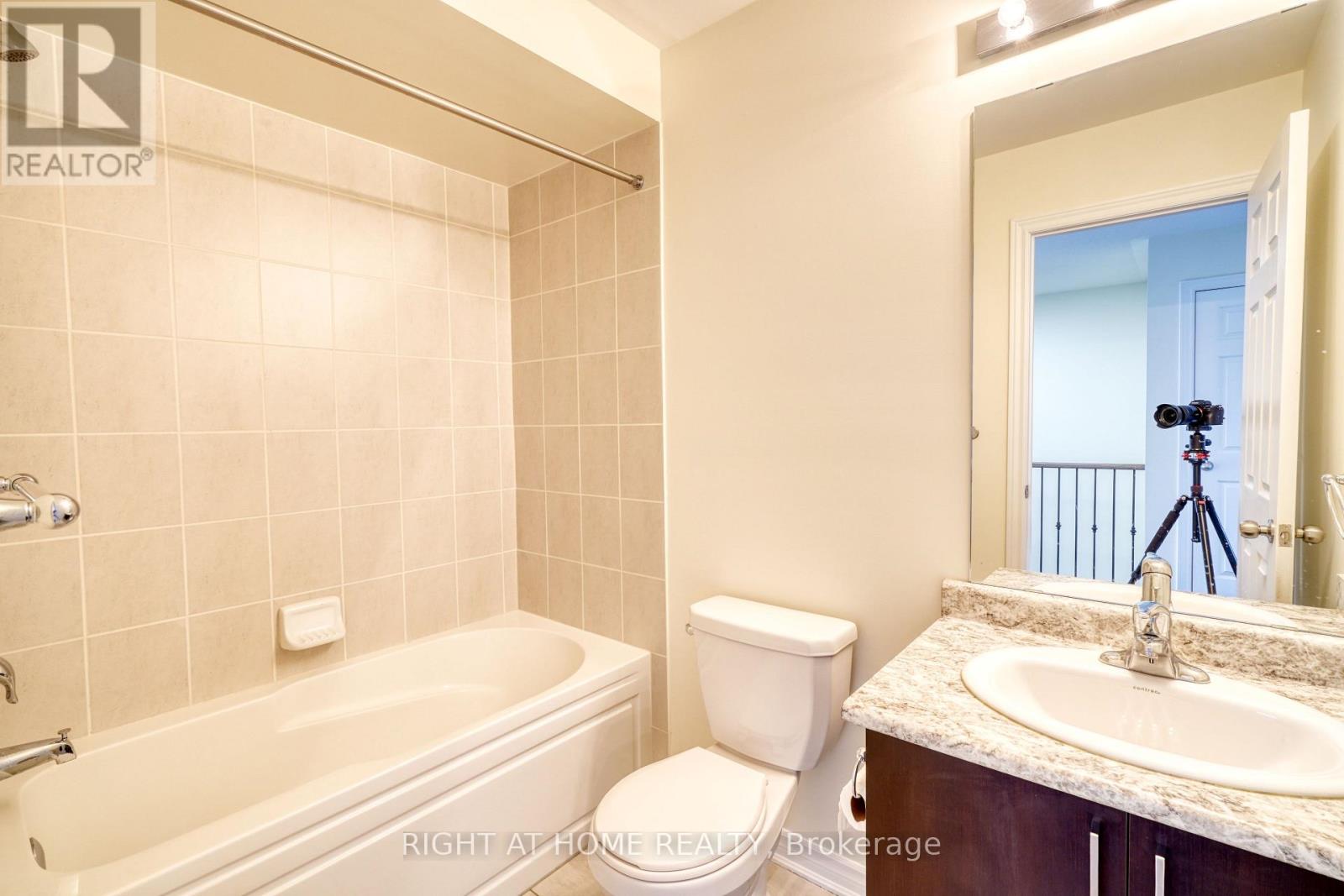 53 Sandwell Street, Vaughan, Ontario  L4H 4R2 - Photo 27 - N12958450