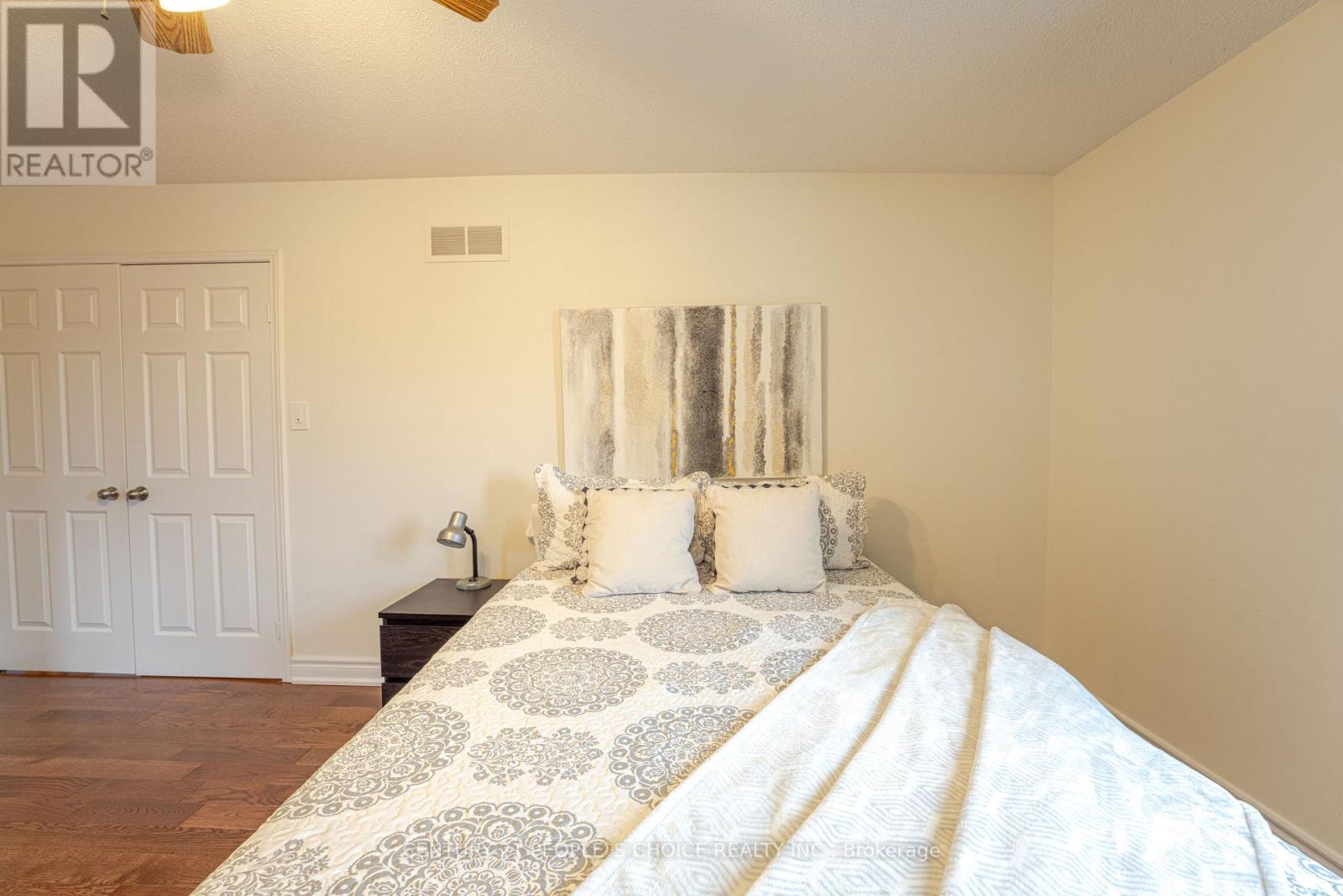 15 Kilbarry Court, Richmond Hill, Ontario  L4C 6M8 - Photo 29 - N12958468