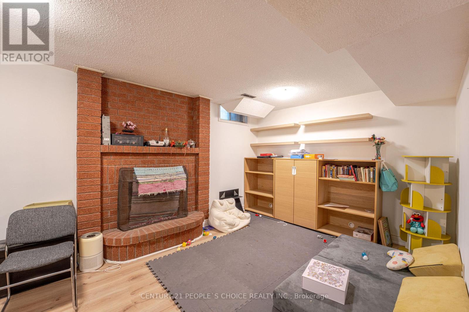 15 Kilbarry Court, Richmond Hill, Ontario  L4C 6M8 - Photo 44 - N12958468