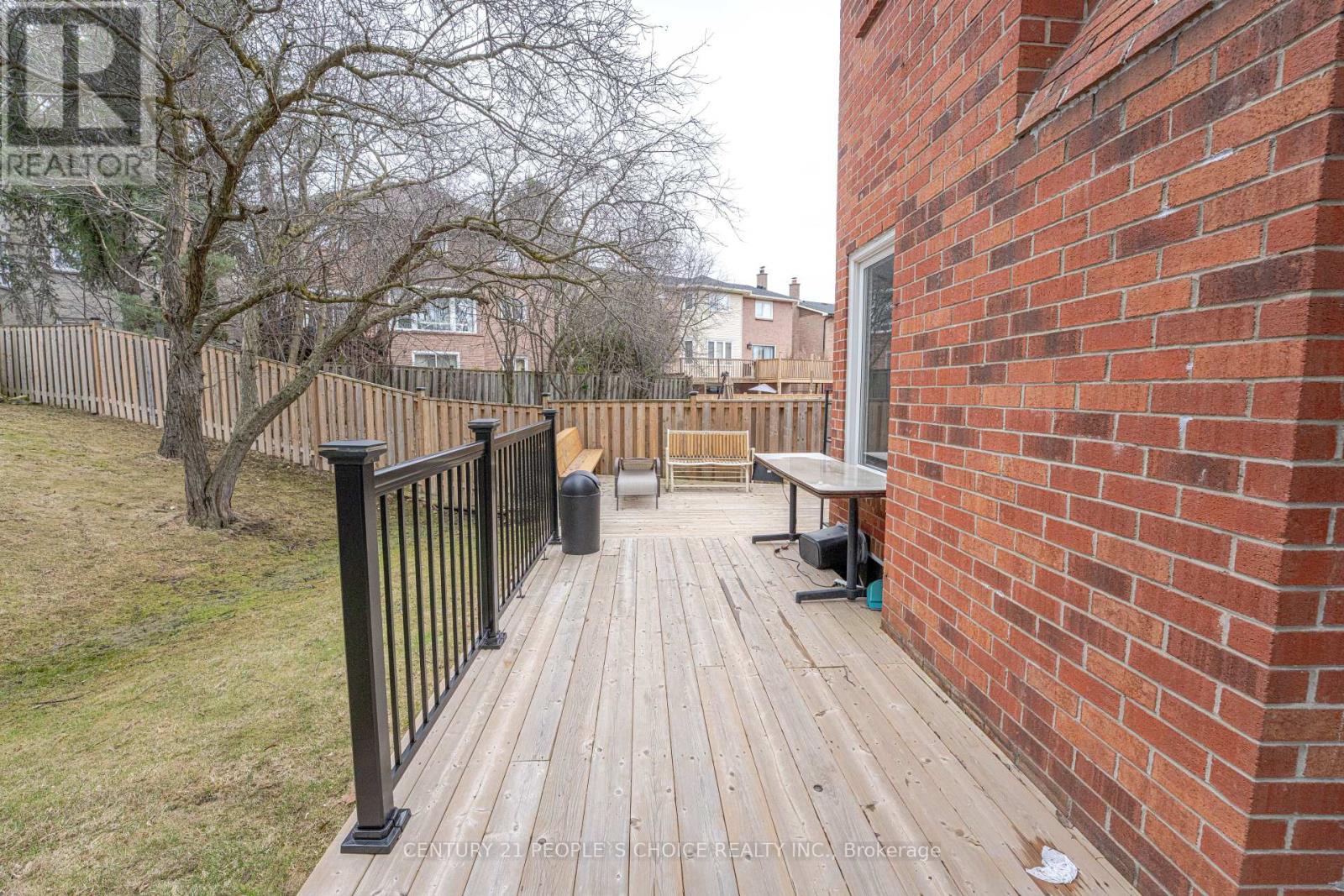 15 Kilbarry Court, Richmond Hill, Ontario  L4C 6M8 - Photo 46 - N12958468