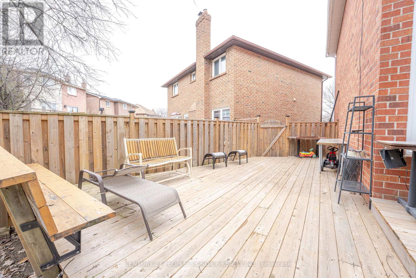 15 Kilbarry Court, Richmond Hill, Ontario  L4C 6M8 - Photo 47 - N12958468