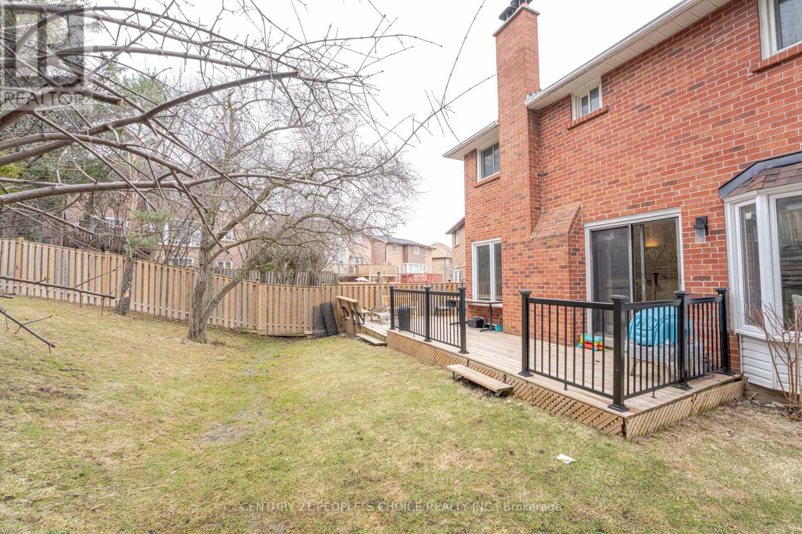 15 Kilbarry Court, Richmond Hill, Ontario  L4C 6M8 - Photo 48 - N12958468